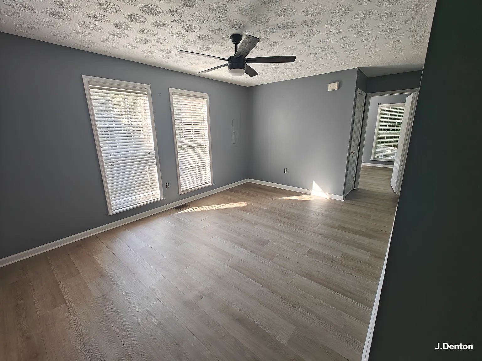2 bed, 995 sqft, $1,100 — Photo 2