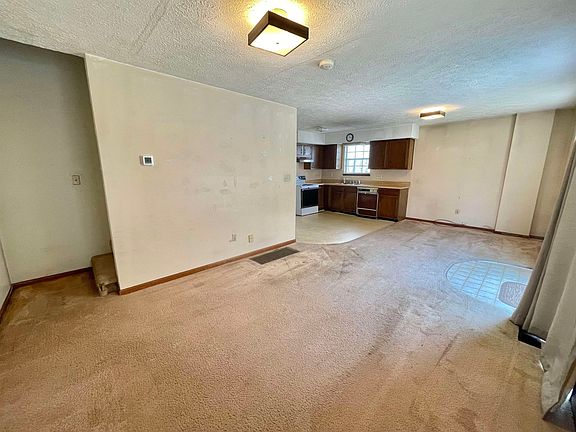 5th image of 6140 Lakewood Village Dr