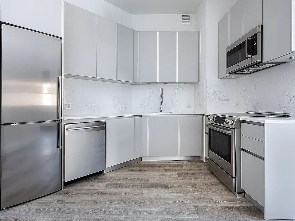 1st image of 74 Leonard St #5D