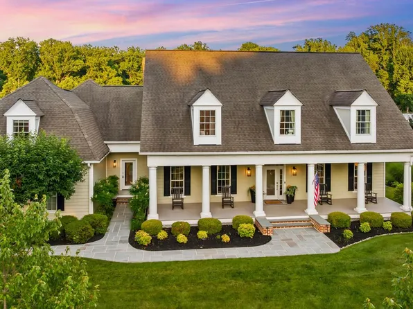 9 Three Sisters Ct, Baldwin, MD 21013