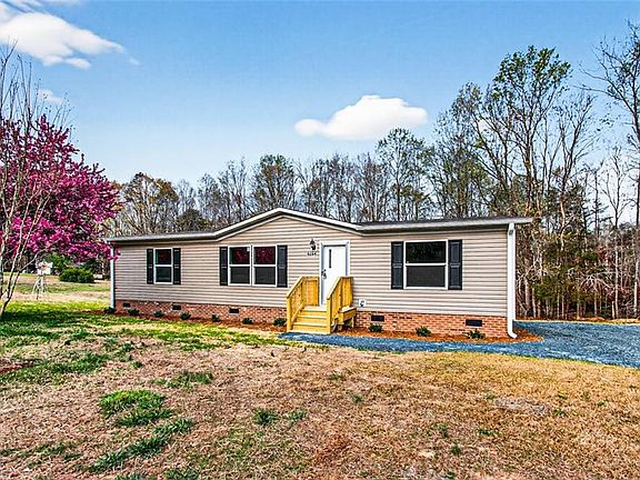 2nd image of 6264 Evening Shade Rd