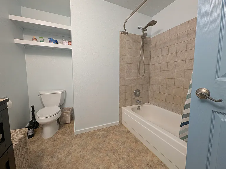 17116 Freestad Rd — Photo 17
