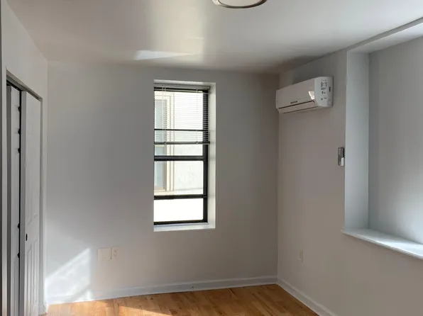 118 N 50th St, Philadelphia, PA