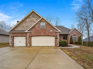 1732 E Charles St, Republic, MO 65738