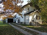 2nd image of 512 Pleasant St