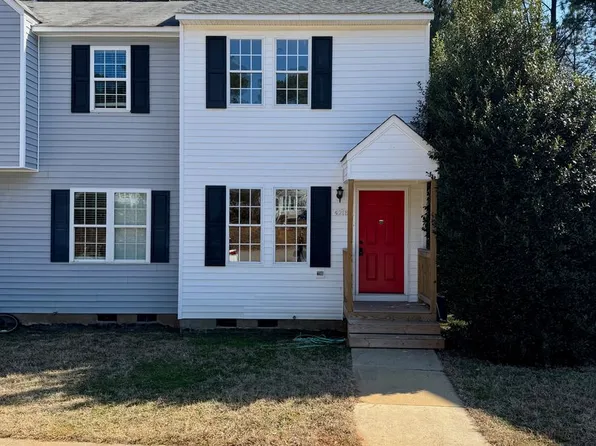 4218 Kaplan Dr, Raleigh, NC 27606