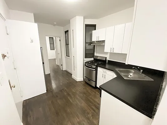 Rented by Corcoran | media 2