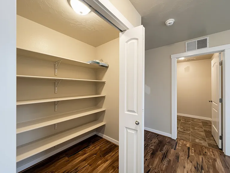 15876 Boulder Ridge Way — Photo 33