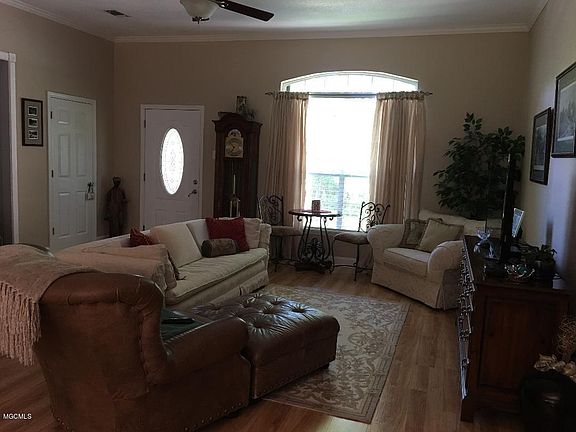 3rd image of 14109 W El Bonito Dr