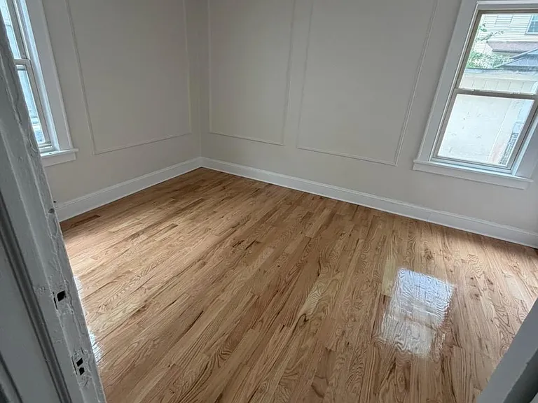 321 Vermont Ave #1 — Photo 5