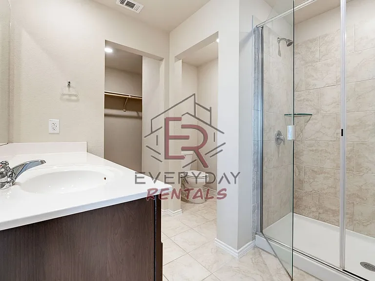 5110 Natalia Rd — Photo 10