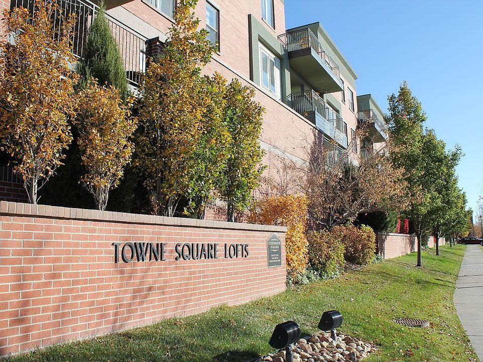 Towne Square Lofts