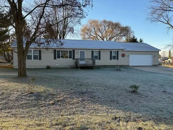657 Herb St, Gaylord, MI 49735