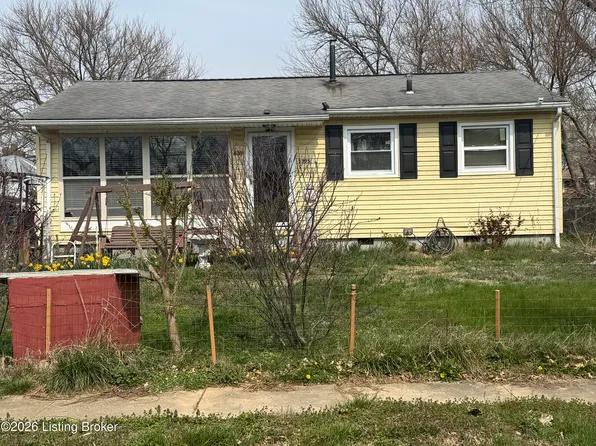 5305 Red Oak Ln, Louisville, KY 40218