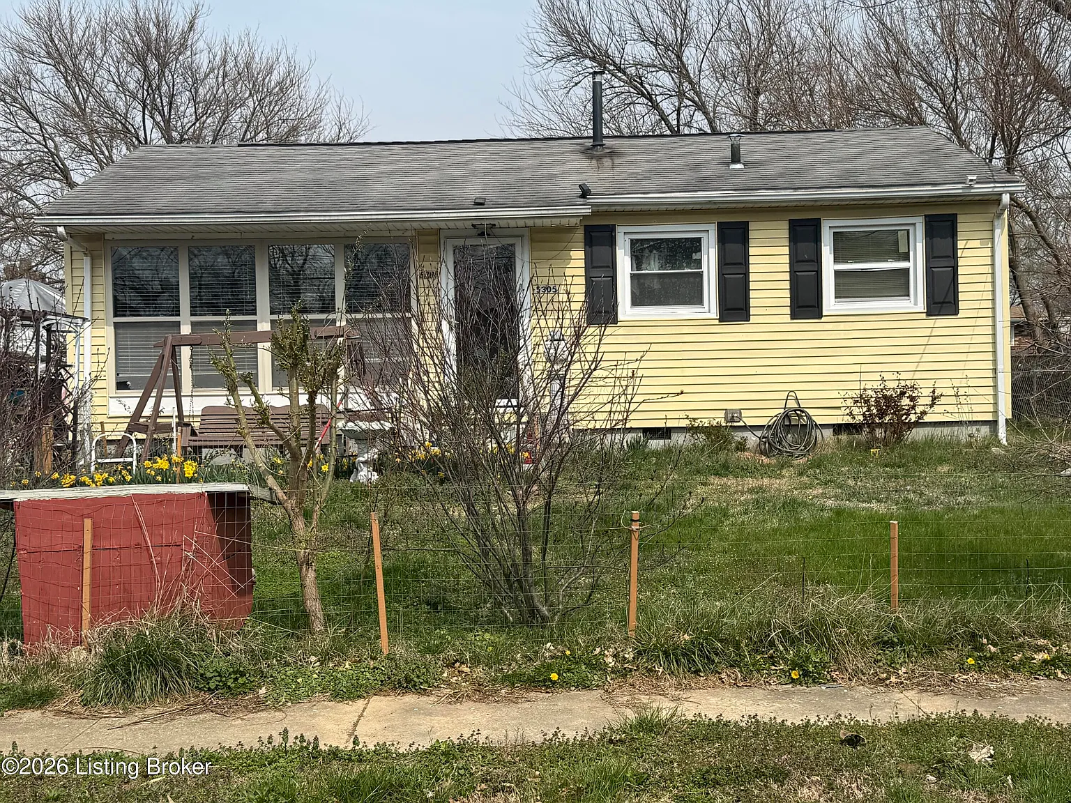 5305 Red Oak Ln photo 1