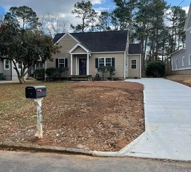 3419 Keswick Dr — Photo 1