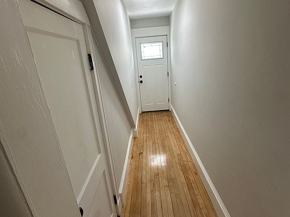 5th image of 103 West St #1