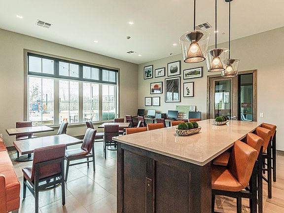 3rd image of 8407 E Parmer Ln #1205