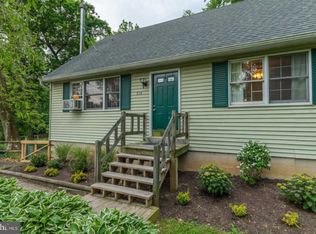 914 Woodvale Ave, Langhorne, PA 19047