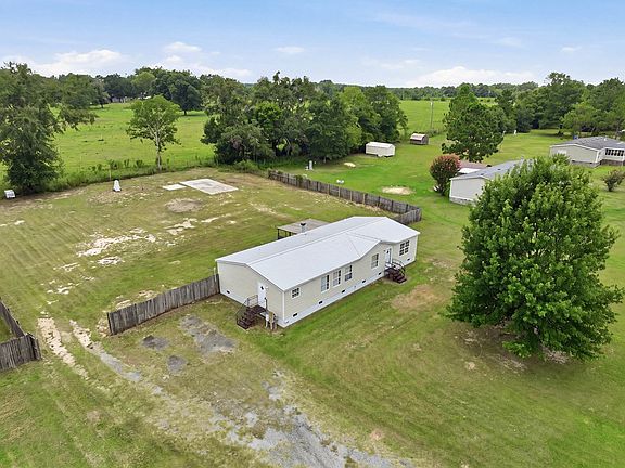 5th image of 116 Case Rd