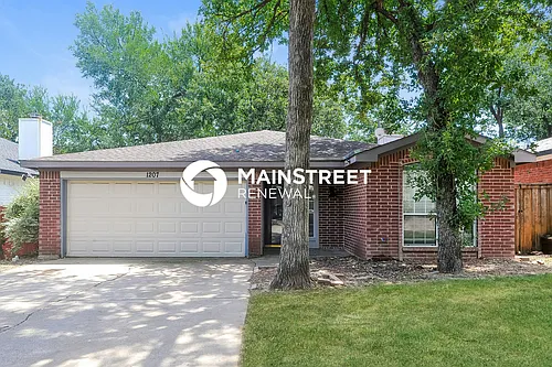 1207 Cardinal Oaks Dr Photo 1