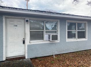 1735 Overbrook Ave, Clearwater, FL 33755
