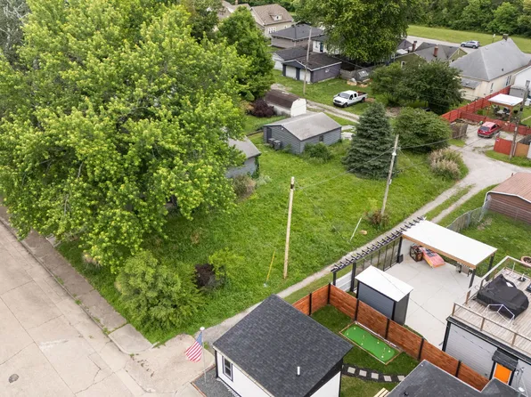1867 New St, Indianapolis, IN 46203