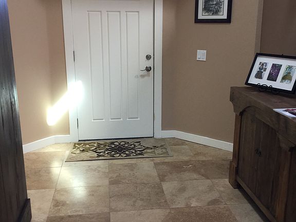 3rd image of 6500 S Land Park Dr