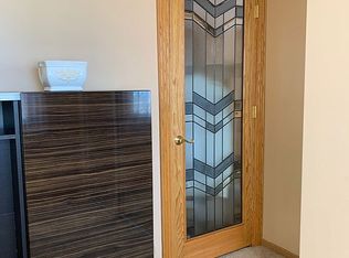 1733 Simms St, Aurora, IL 60504