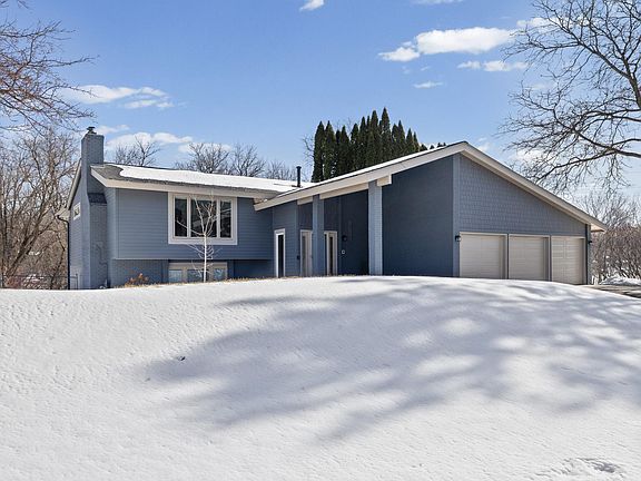 3rd image of 16800 Creek Ridge Trl