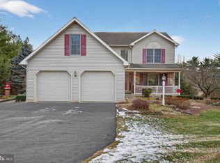817 Aarons Ln, Manheim, PA 17545