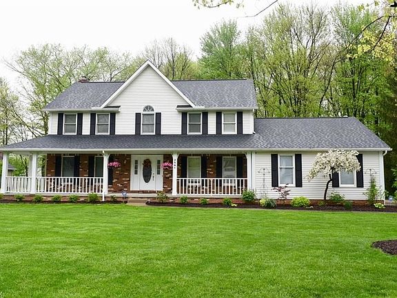 2nd image of 2541 Blue Heron Dr