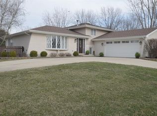 615 Aspen St, Frankfort, IL 60423