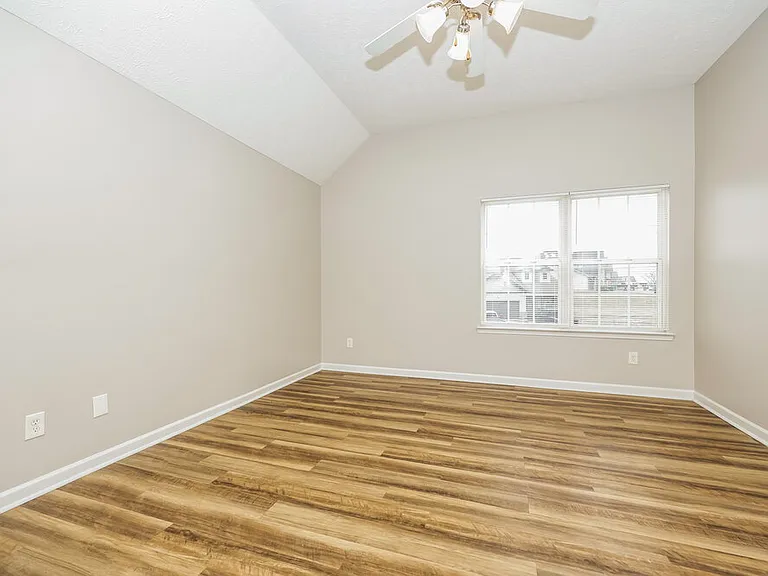 1116 Harmony Ln — Photo 10