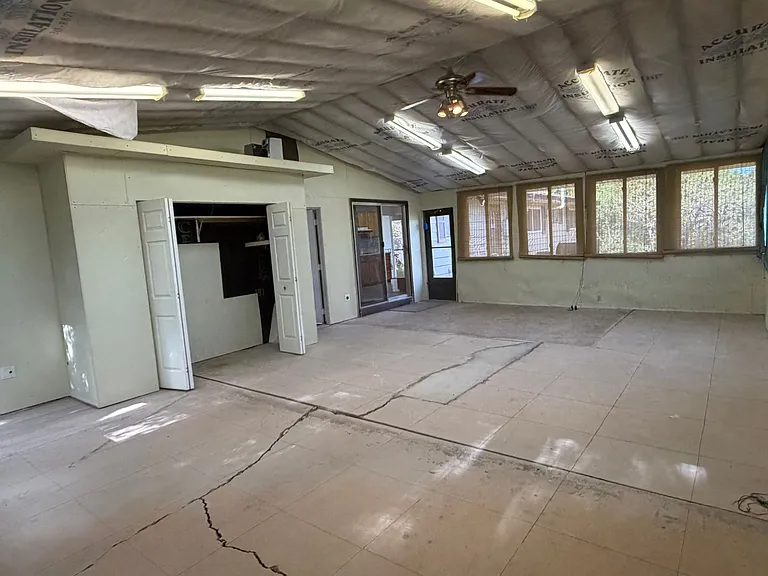 2636 Hickory Dr — Photo 31