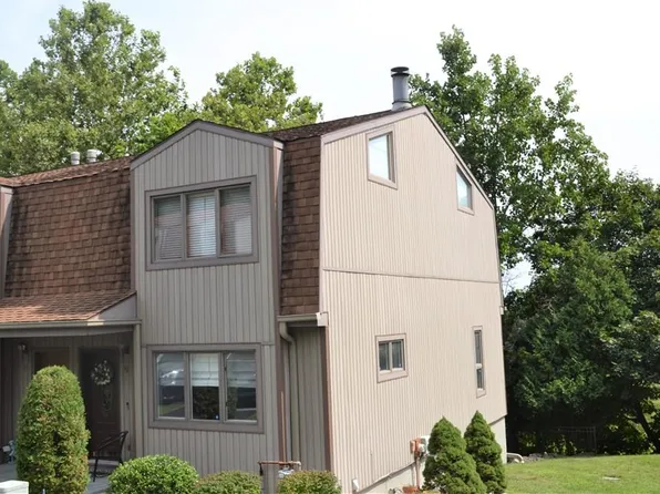 19 Maple Crest Drive, Peekskill, NY 10566