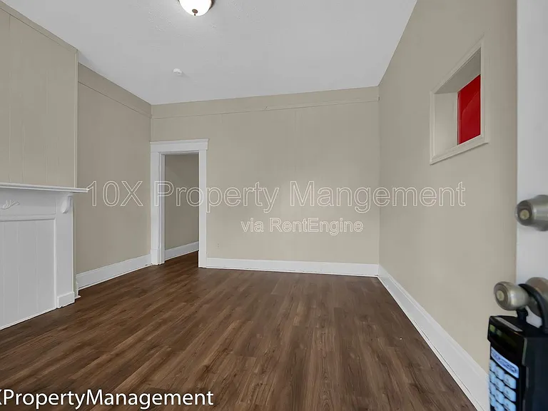 51 N Princeton Ave — Photo 4