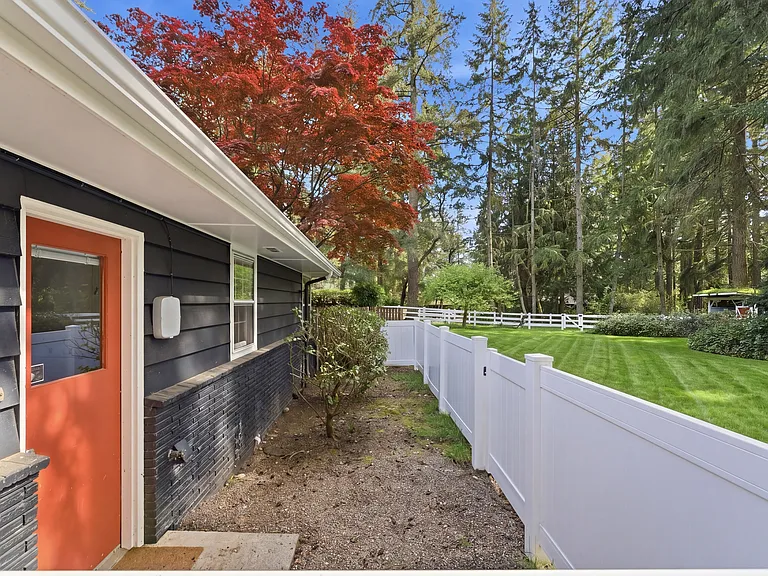3037 122nd Pl NE — Photo 8
