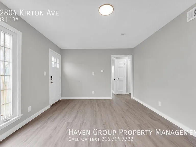 12804 Kirton Ave — Photo 4
