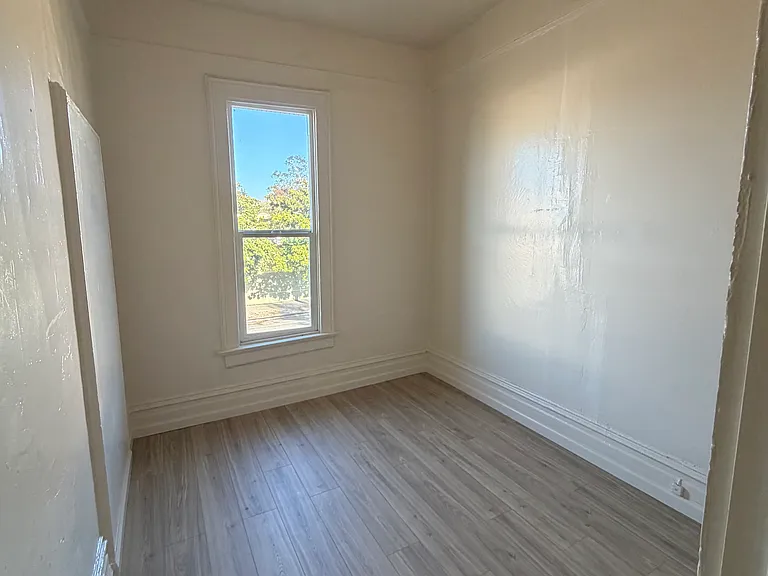 650 Sycamore St — Photo 16