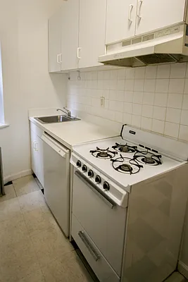 Rented by MetroNest | media 42