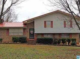 2200 Sue Dr, Oxford, AL 36203