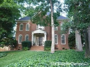 1 Maple Brook Ct, Simpsonville, SC 29681