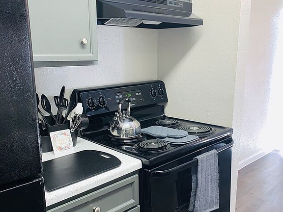 3rd image of 10228 S Gessner Dr #3410