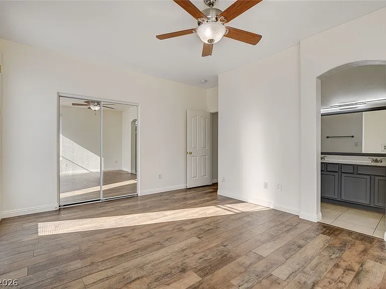 10261 Bentley Oaks Ave — Photo 32