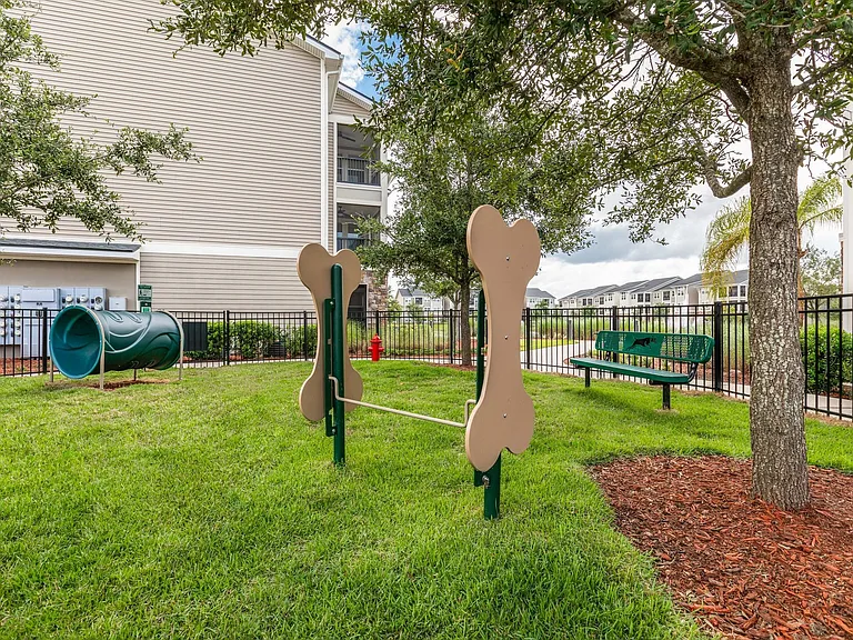 Art Avenue Apartments — Photo 32