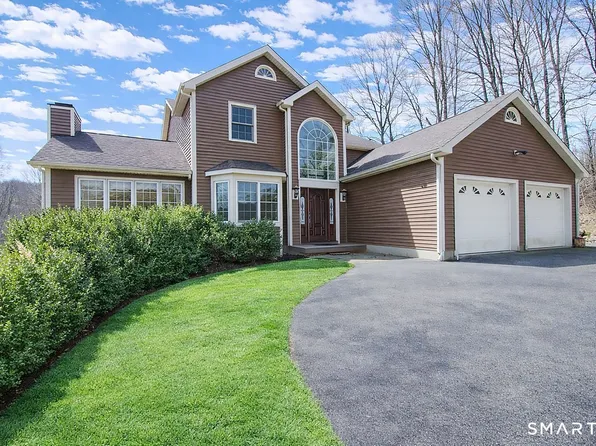 22 Meadowood Drive, New Milford, CT 06776