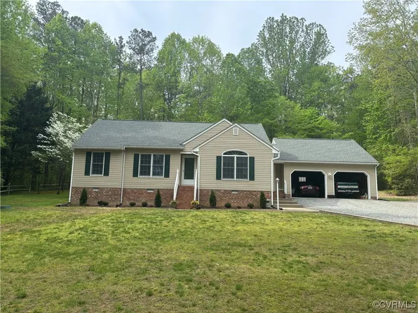 126 Marsha Ln, King William, VA 23086