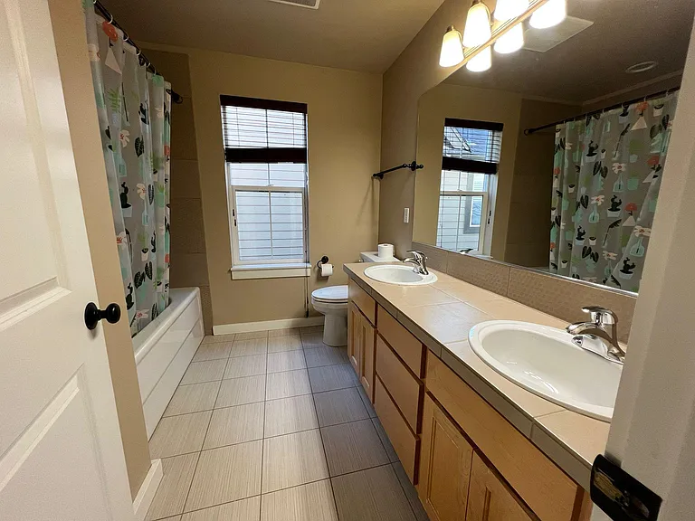 341 NE Eagle Way — Photo 14