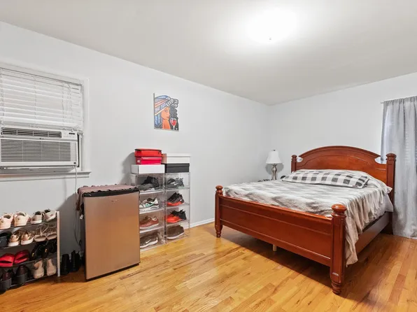 50 Cottage Street image 12 of 18